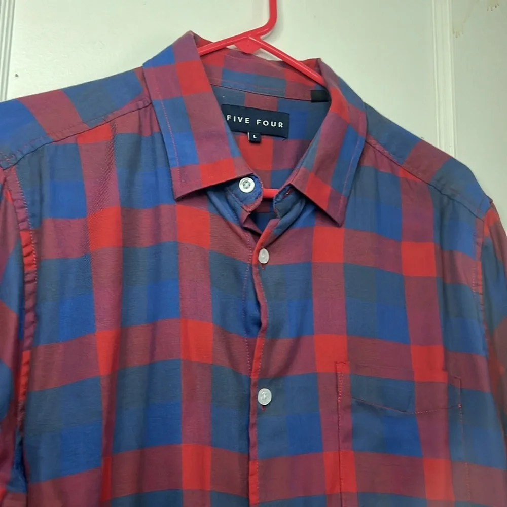 Men’s Button Down - Picture 2 of 7